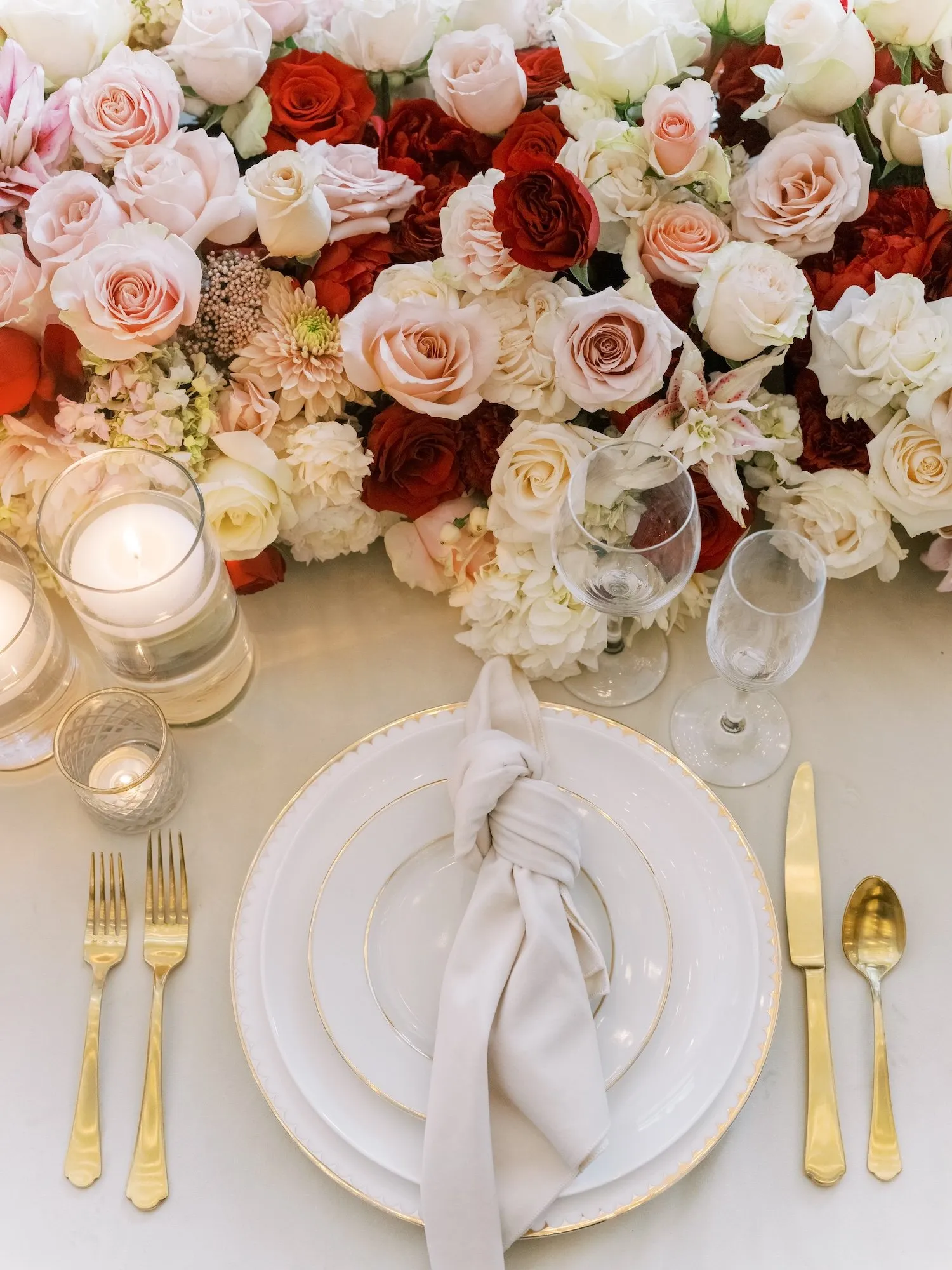 Romantic luxury wedding inspiration at The Four Seasons, image 2
