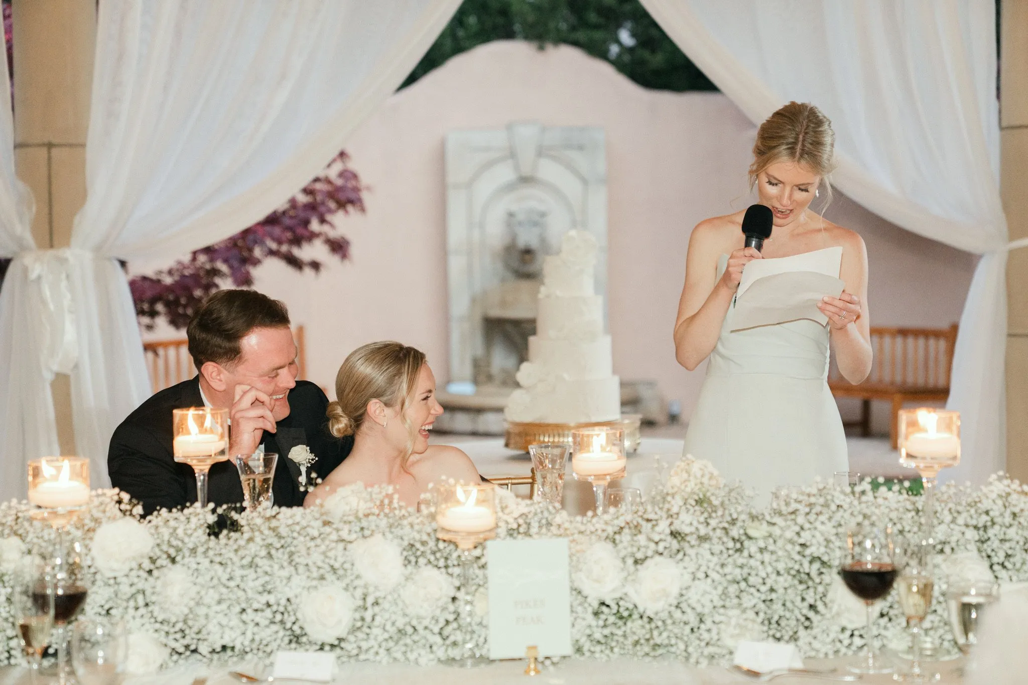 Ethereal white Broadmoor wedding flowers, image 8
