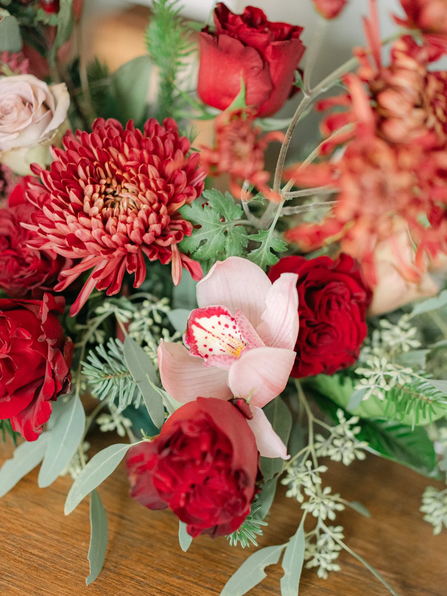 L’Esprit de Noël holiday flower design, image 9