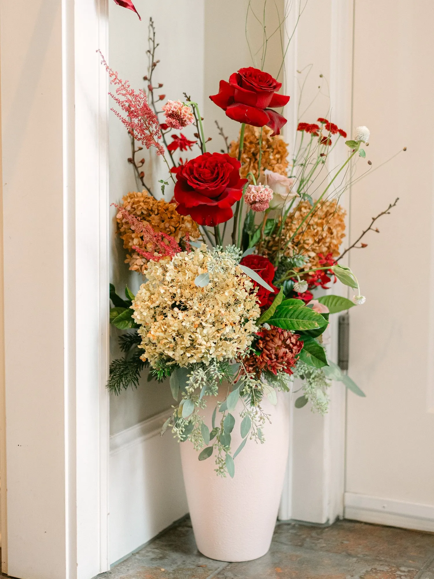 L’Esprit de Noël holiday flower design, image 17