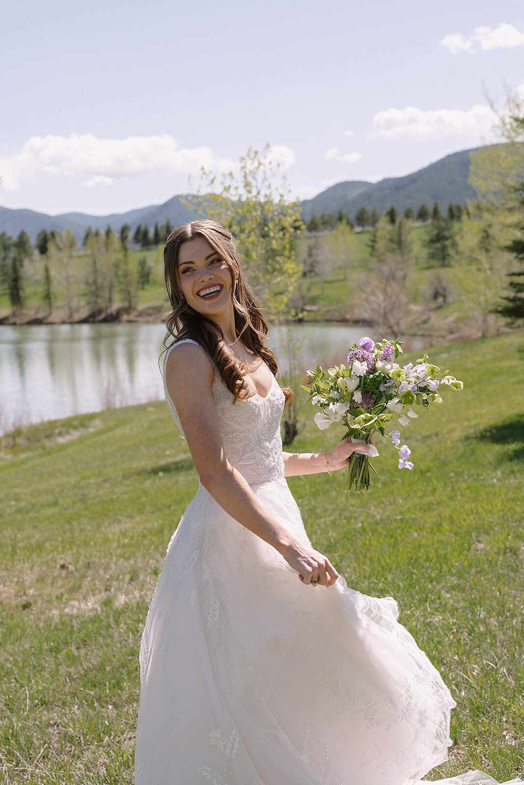 Elizabeth Rose Florals Bouquet and Wedding